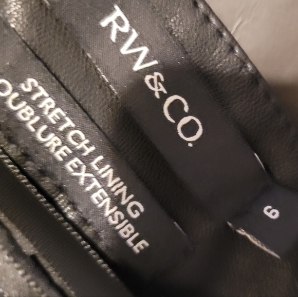 Pencil Skirt - Picture 10 of 12